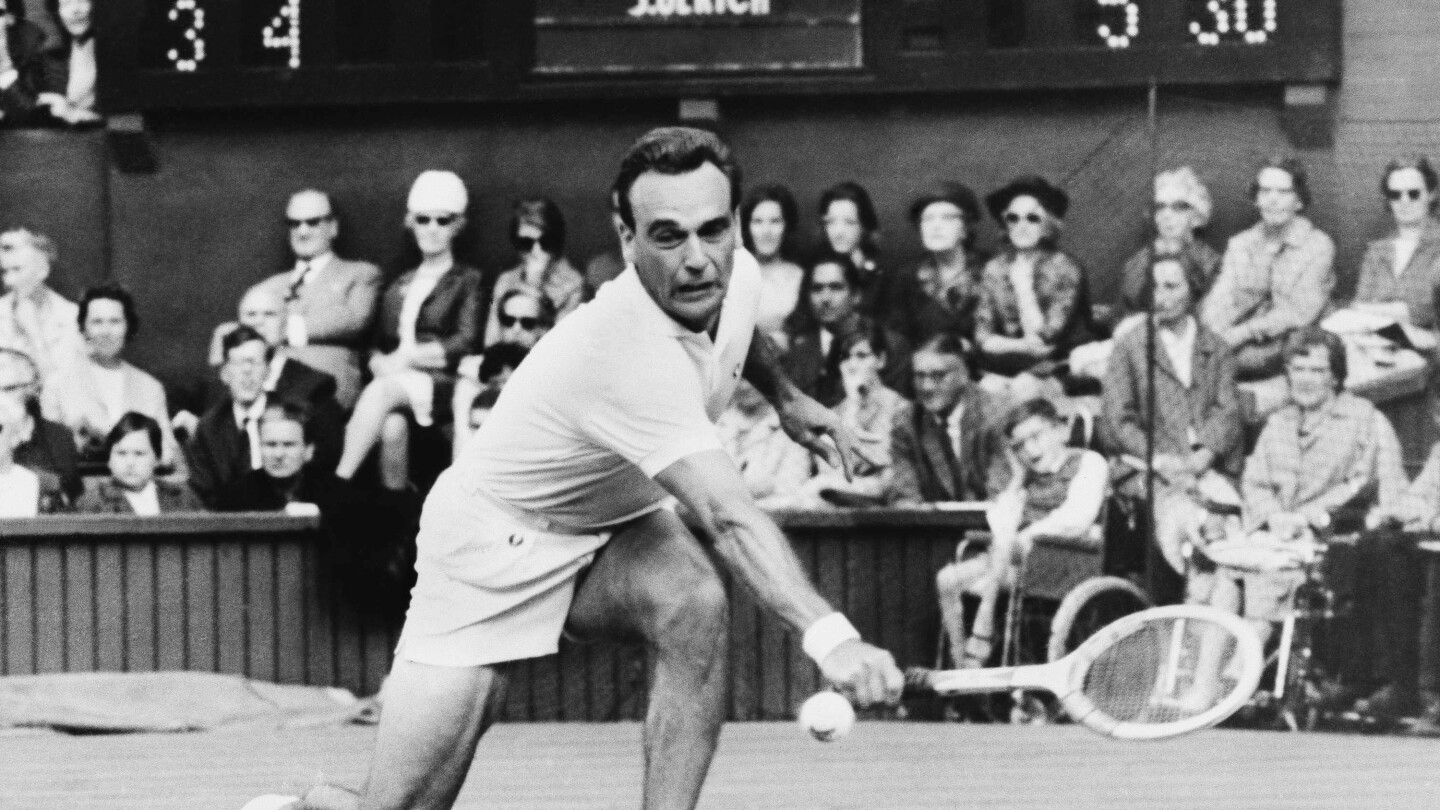Oldest Living Grand Slam Champion, Vic Seixas, Passes Away at 100