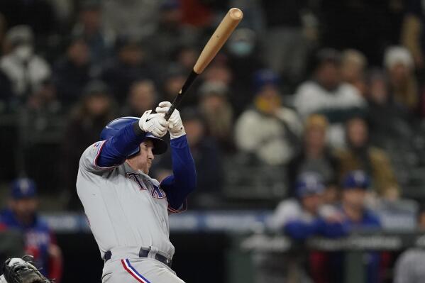 Rangers snap 5-game skid, rally past Mariners for 8-6 win