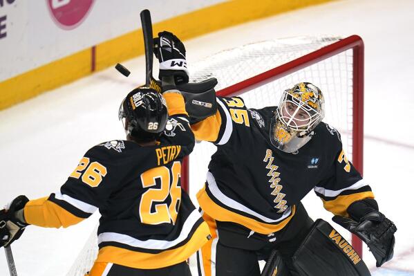 Jarry makes 46 saves in return from injury as Penguins slide to victory  over Senators