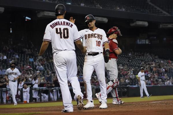 Madison Bumgarner allows 1 earned run in D-backs' loss to Phillies