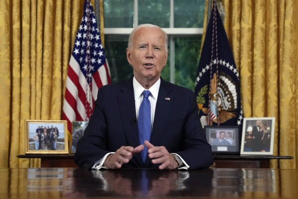 President Joe Biden addresses the nation from the Oval Office of the White House in Washington, Wednesday, July 24, 2024, about his decision to drop his Democratic presidential reelection bid. (ĢӰԺ Photo/Evan Vucci, Pool)