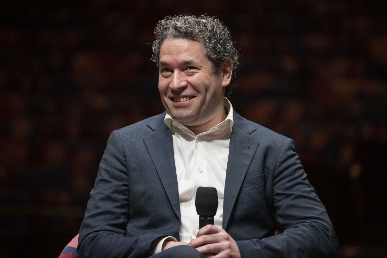 NY Philharmonic gets $40 million gift that endows Gustavo