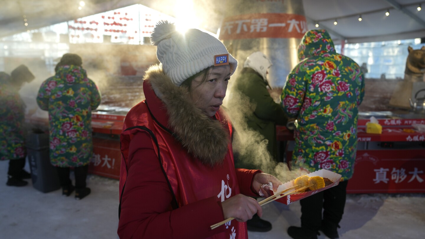 Winter Wonderland: Harbin Ice Fair Offers Hot Pot, Ice Cream, and More