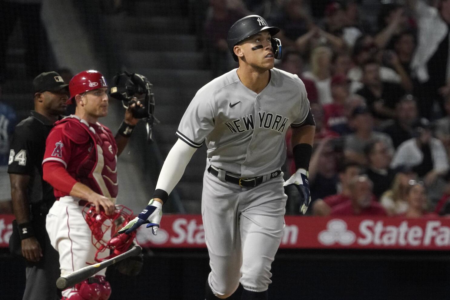 Judge hits No. 44, Yankees beat Mariners 9-4 to stop skid