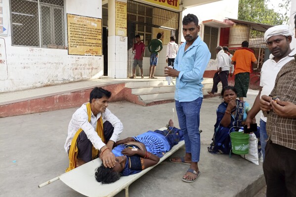 Blistering heat wave to grip India as nationwide lockdown persists