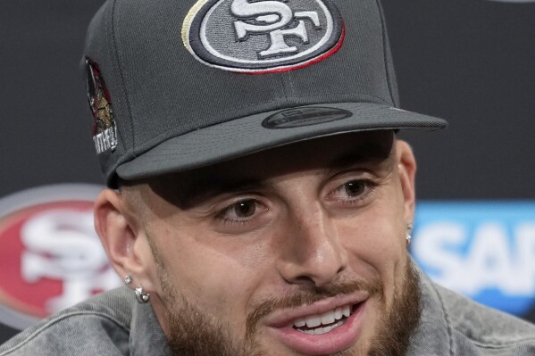 San Francisco 49ers first round draft pick Ricky Pearsall Jr. speaks at an NFL football news conference, Friday, April 26, 2024, at the teams' facility in Santa Clara, Calif. (AP Photo/Godofredo A. Vásquez)