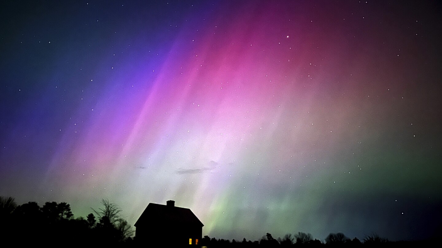 Powerful solar storm hits Earth, forming colorful northern lights