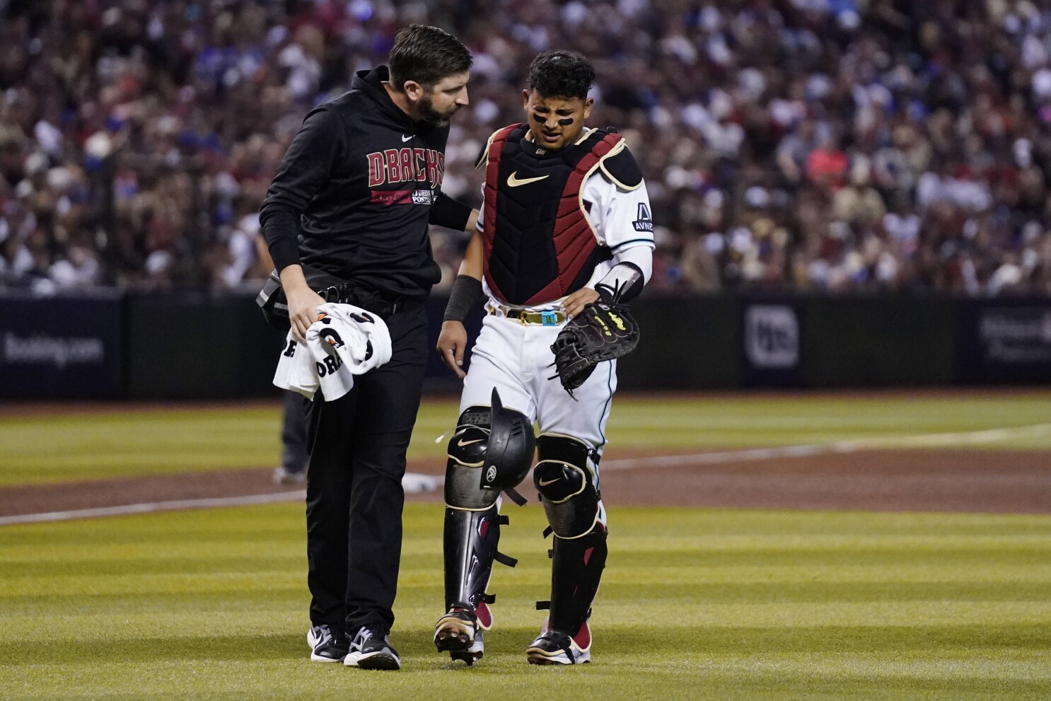 Diamondbacks' Gabriel Moreno day-to-day after hand hit by foul tip