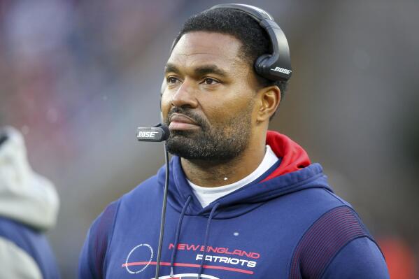 Patriots add former linebacker Jerod Mayo to coaching staff