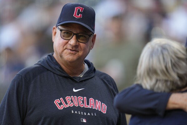 Cleveland Guardians Manager Terry Francona's final home game before  retirement
