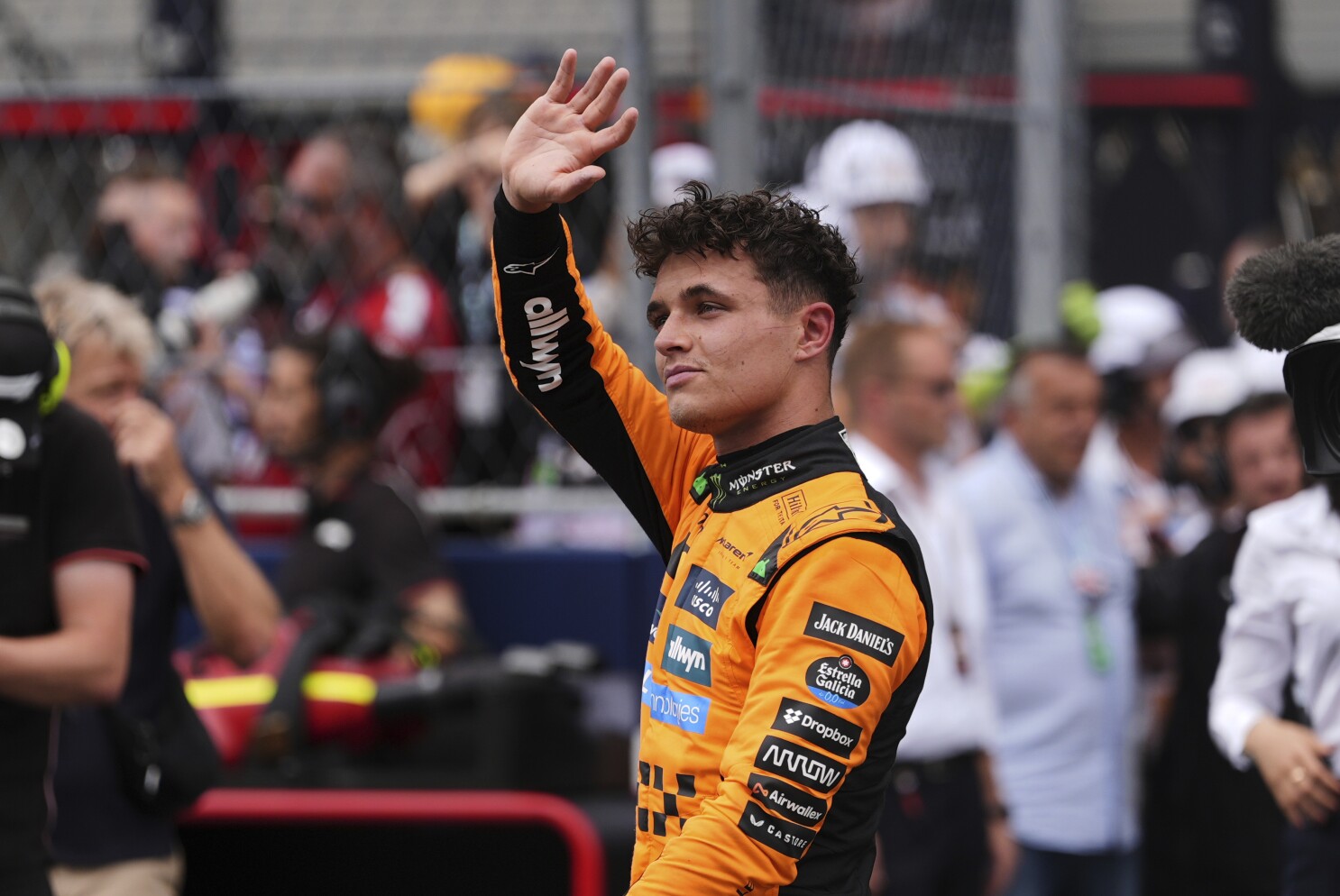 Lando Norris beats teammate Oscar Piastri in eventful sprint race at rainy Miami Grand Prix