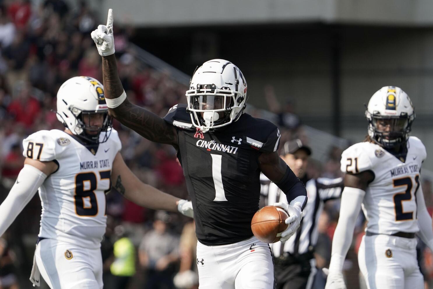 Bearcats CB Ahmad Gardner collects Consensus All-America Honors – The Front  Office News