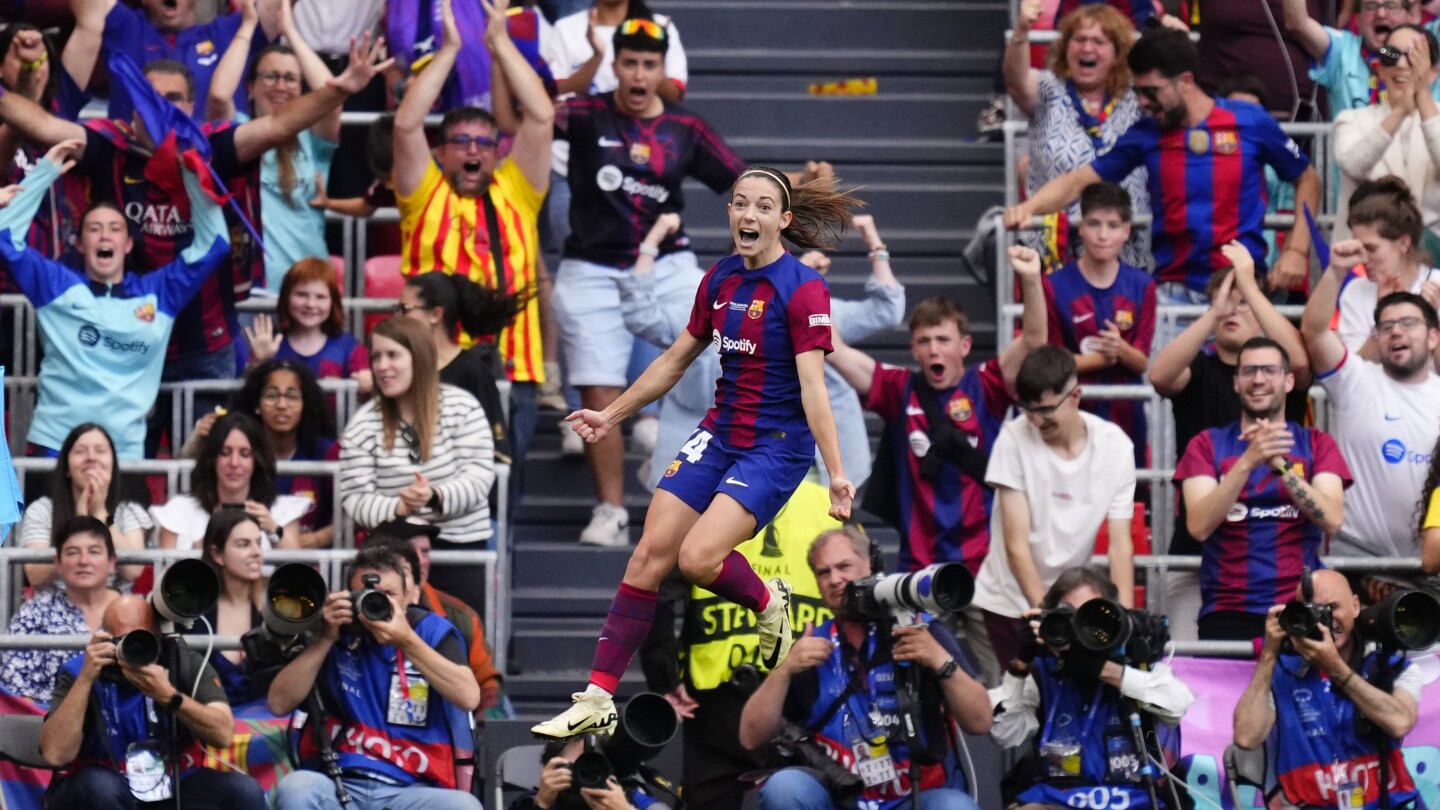 УЕФА празнува растежа на женския футбол, след като Барселона вдигна още един трофей от Шампионската лига за жени