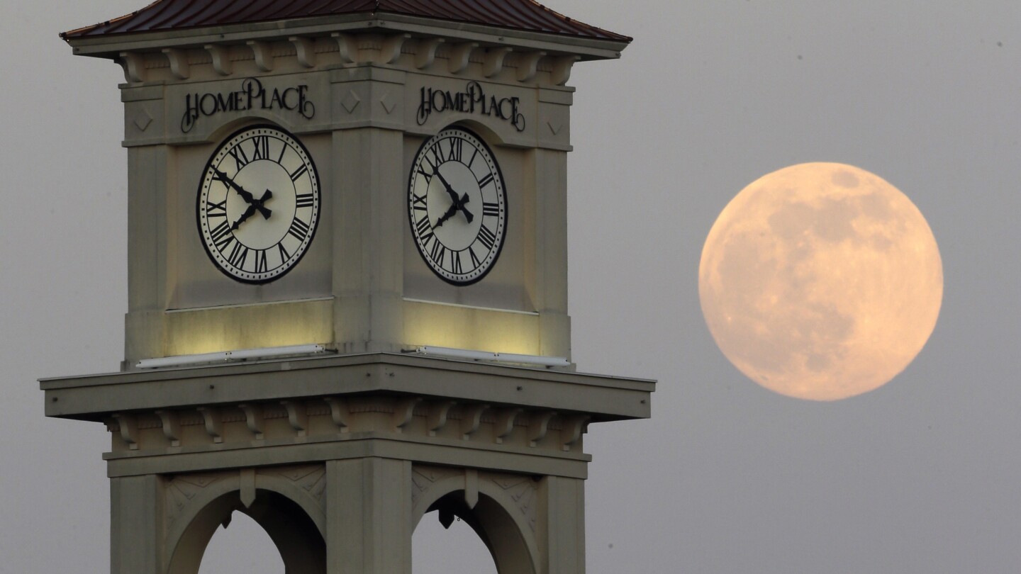 НАСА иска да измисли нов часовник за Луната, където секундите тиктакат по-бързо