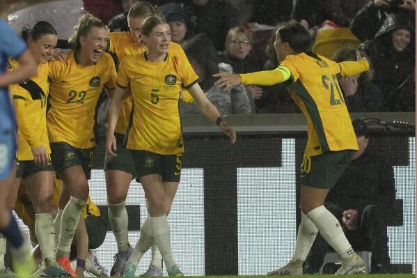 Australia end England's unbeaten run with 2-0 friendly win