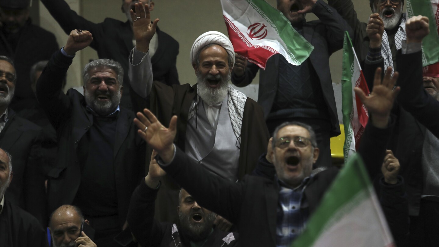 ДУБАЙ Обединени арабски емирства AP — Иран започна гласуването в