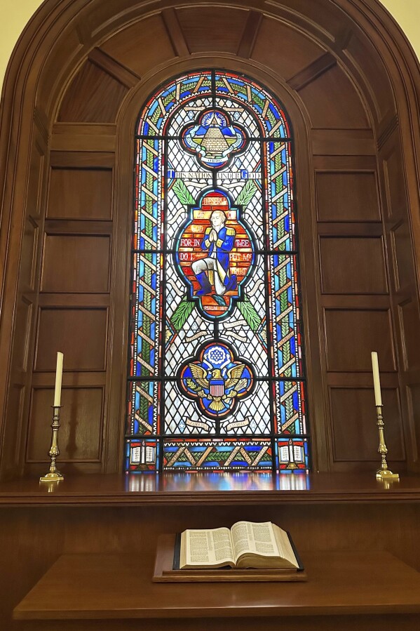 The alter in the Congressional Prayer Room at the U.S. Capitol is photographed Wednesday, May 21, 2025, in Washington. (AP Photo/Lisa Mascaro)