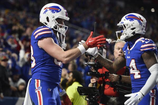 Diggs, Bills hand Rodgers, Packers 4th straight loss, 27-17