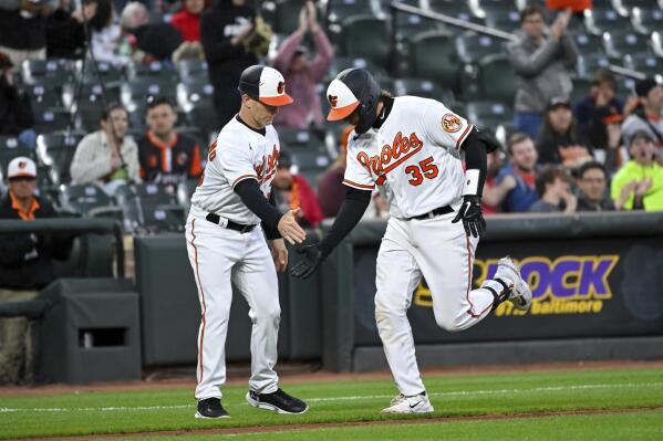 Mountcastle homers off Cease, Orioles hold off White Sox 5-3 - WTOP News