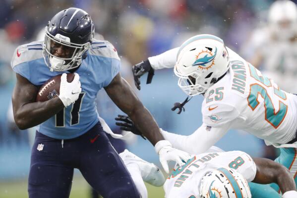 Titans can clinch AFC's No. 1 seed with Henry's return near