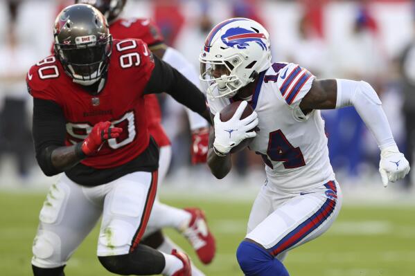 Buffalo Bills head coach Sean McDermott goes to high-five RB Devin