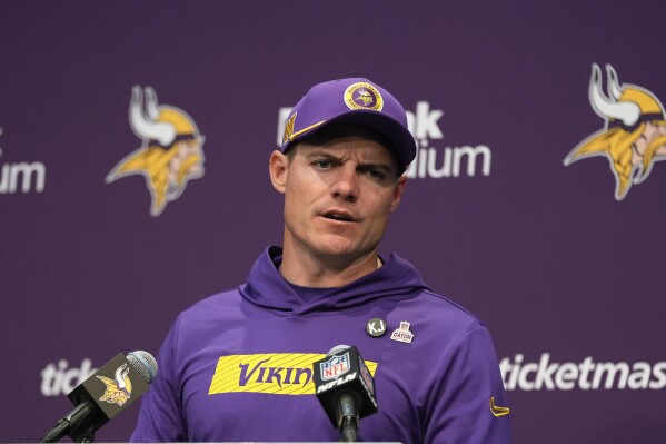 Kevin O'Connell hopes to show Sean McVay everything he learned in LA when  the Vikings visit the Rams | AP News