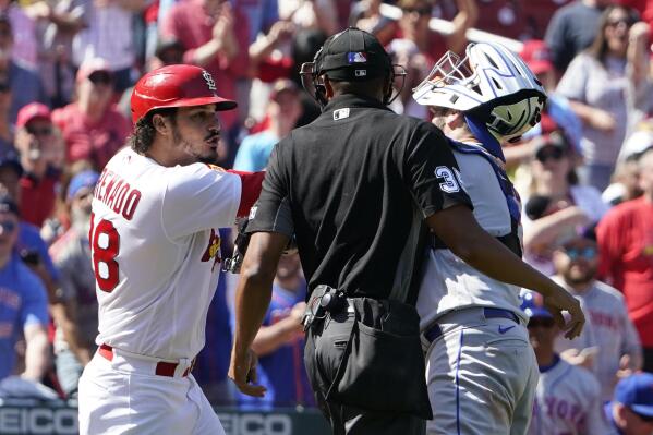 Wednesday's MLB: Arenado ejected as Cardinals brawl with Mets in