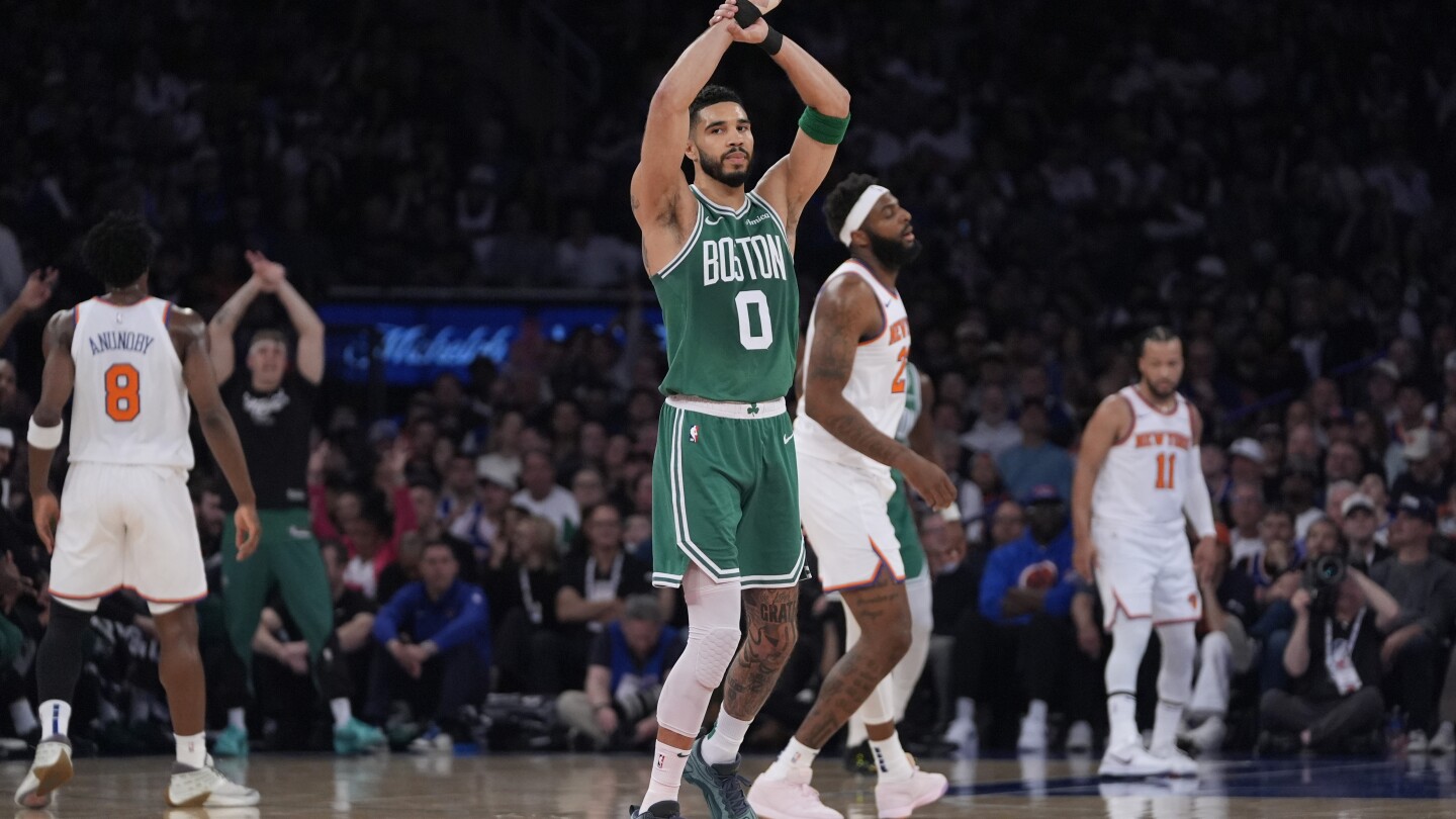 Celtics Rout Knicks 115-93, за да намали преднината на Ню Йорк до 2-1 в полуфиналите на Източната конференция 