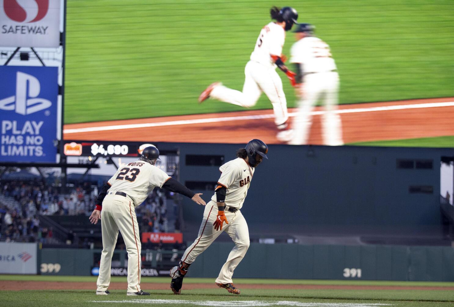 Brandon Crawford earns Gold Glove, Buster Posey loses out to