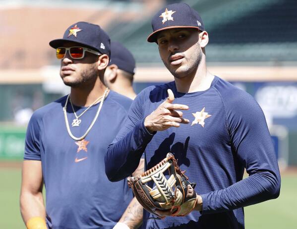 How long can Carlos Correa wait for his dream deal in free agency?