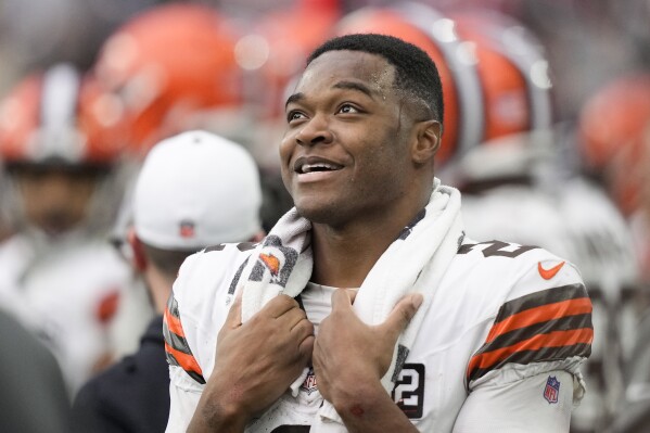 Browns without WR Amari Cooper, kicker and punter as they try to clinch  playoff berth against Jets | AP News