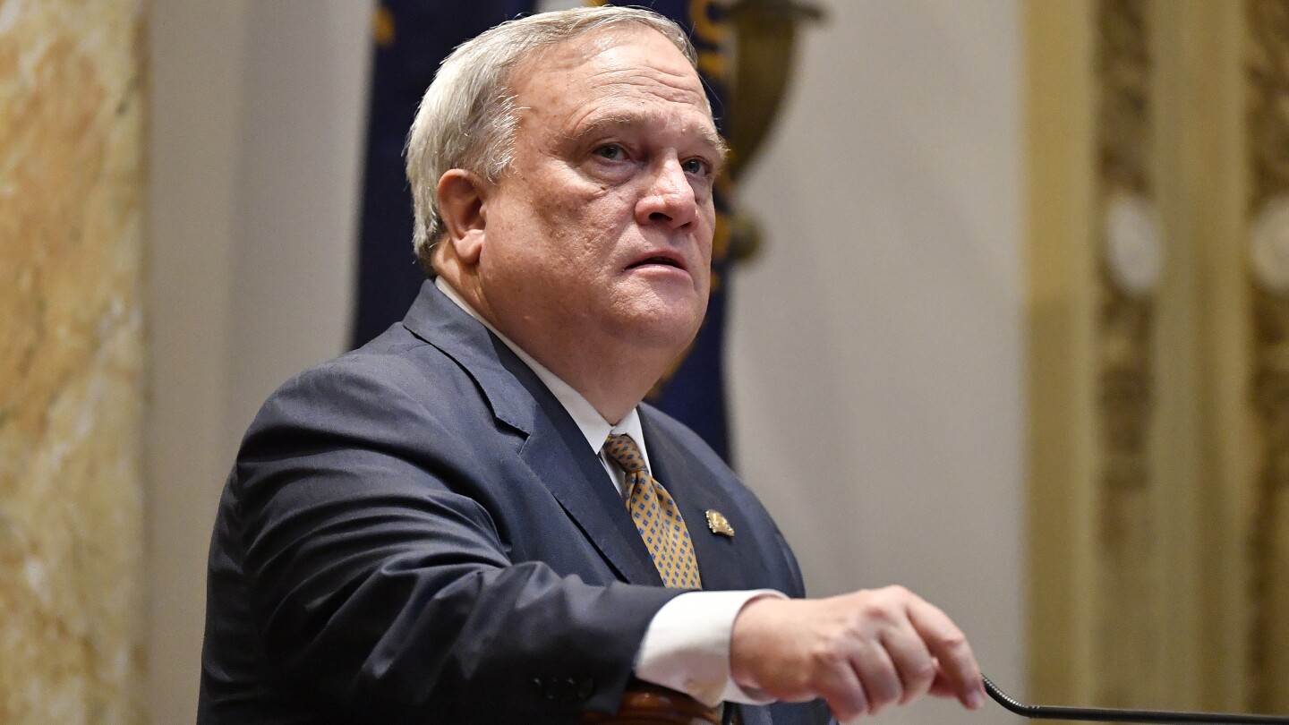 Приетият от републиканците законопроект премахва ролята на демократичен губернатор, ако се освободи място в Сената в Кентъки