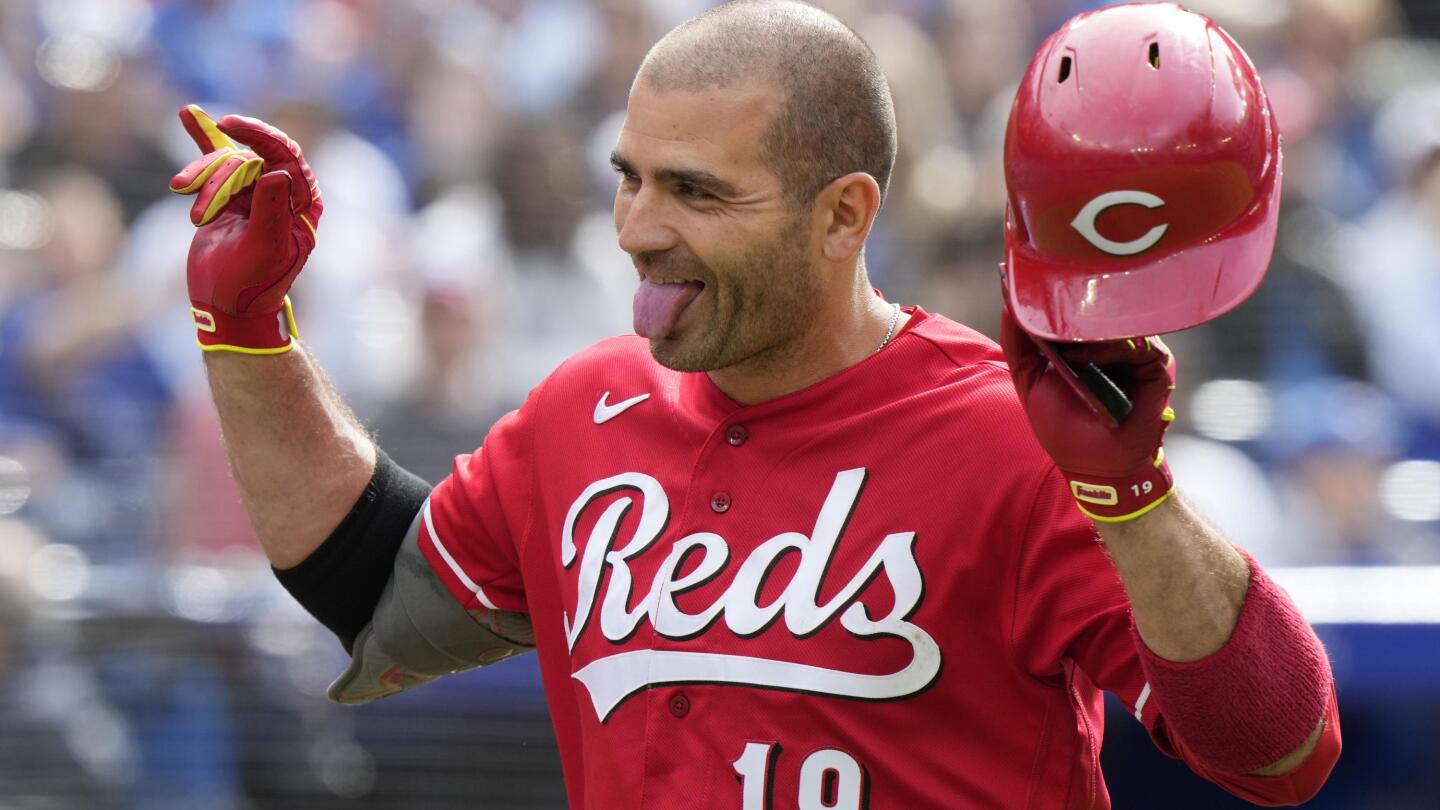 Joey Votto targeting return to Reds lineup and Toronto vs. Blue Jays on  Friday