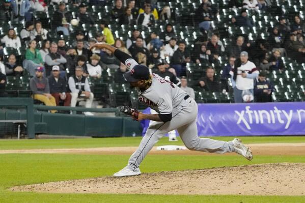 Robert homers for fourth straight game, White Sox beat Guardians, 8-3 –  Morning Journal