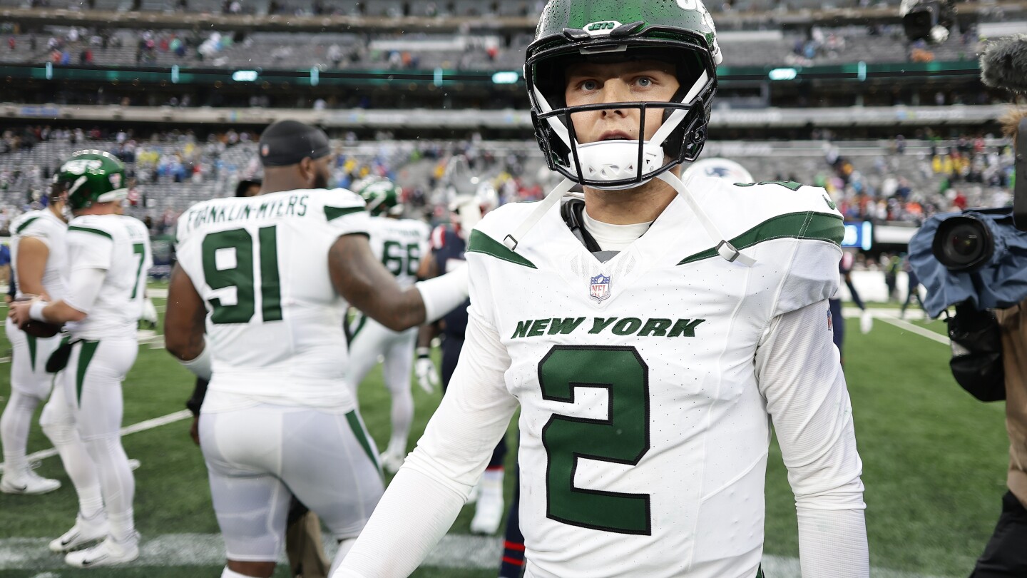 New England Patriots vs. New York Jets Week 3 Preview: Streak in Jeopardy?  - Sports Illustrated New England Patriots News, Analysis and More