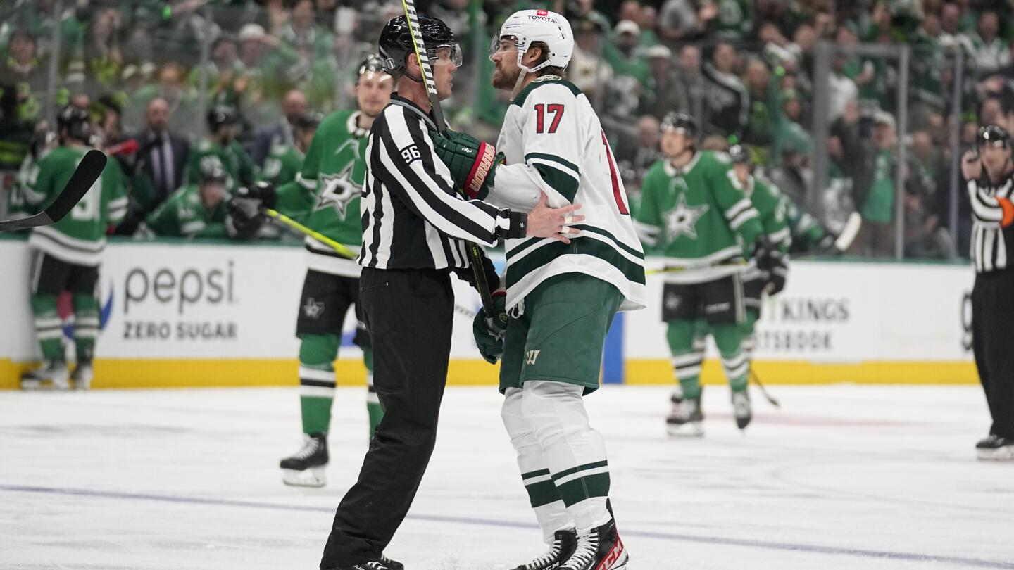 Five quick hits: Marcus Foligno's penalties, Stars get physical, where are  the goal scorers?