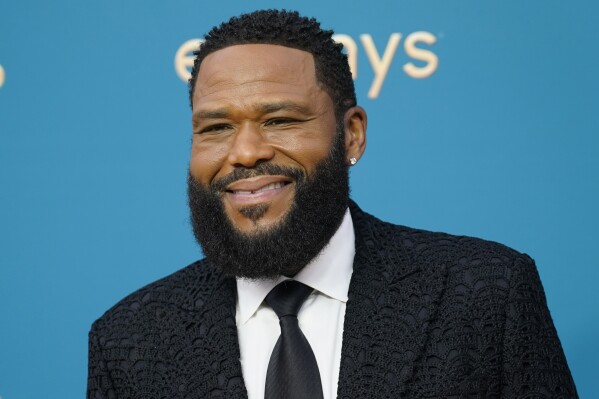 FILE - Anthony Anderson appears at the 74th Primetime Emmy Awards in Los Angeles on Sept. 12, 2022. The Fox network announced Anderson will host the Jan. 15 Emmy Awards ceremony, which honors the best shows, performances and other work on television. (AP Photo/Jae C. Hong, File)