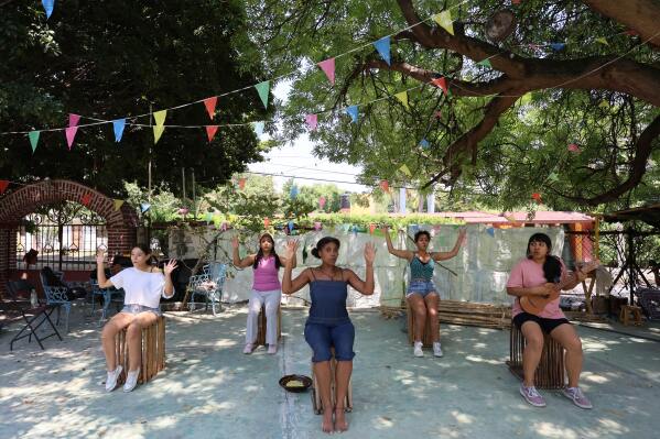 Murato Teatro, featuring cast members Azur Lewis, Marlene Romero, Marisol Castillo, Caro Rodriguez, and Elendilla Castella rehearse their upcoming performances for the inaugural International Afro Sinic Festival on May 17, 2025 in Tikuman, Mexico.