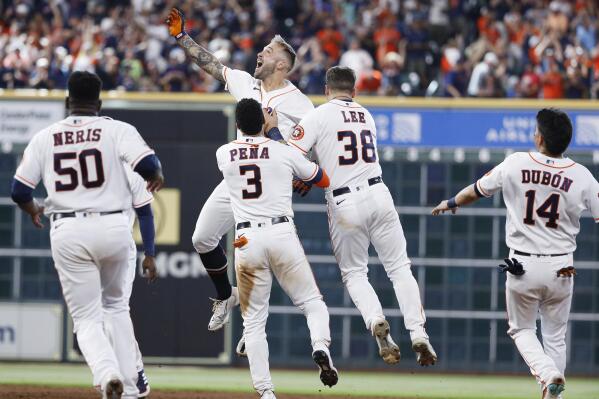Astros pull off doubleheader sweep vs. MLB-leading Yankees