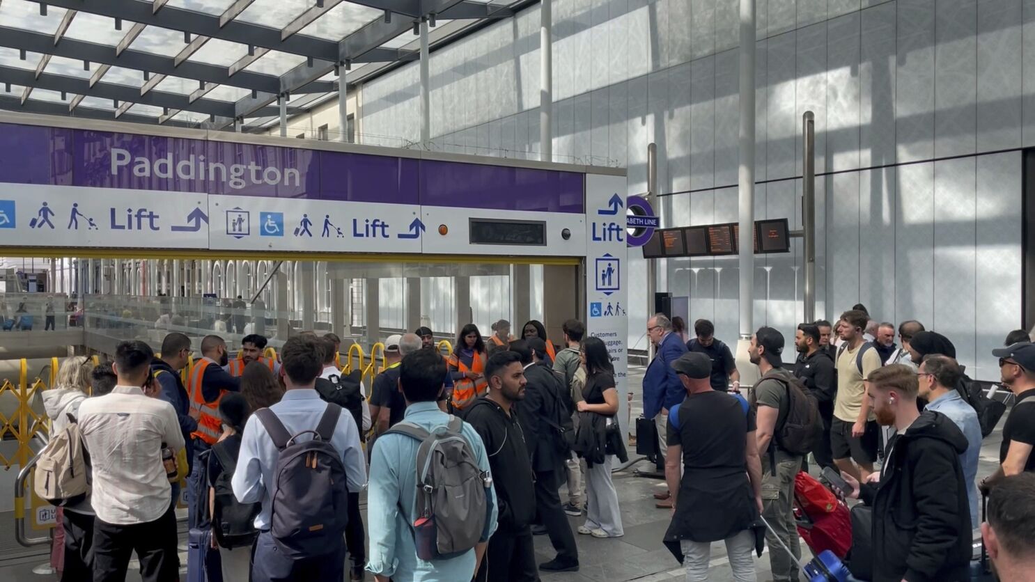 A power outage disrupts London's subway network during the afternoon rush