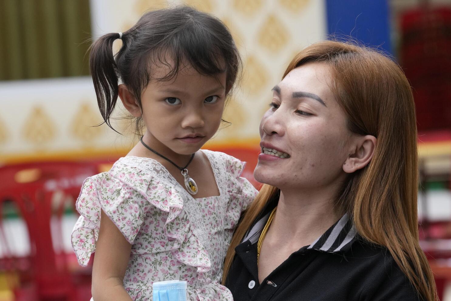 thai children