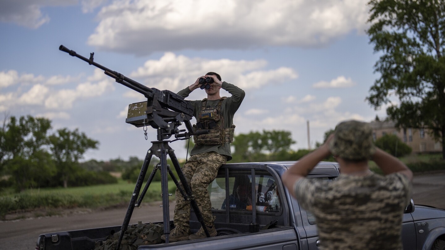 ТВЪРДЕНИЕ Франция изпрати войски да се бият във войната Русия Украина ОЦЕНКАТА