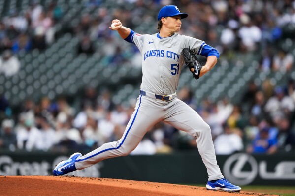 Kansas City Royals starting pitcher Brady Singer throws against the Seattle Mariners during the first inning of a baseball game, Monday, May 13, 2024, in Seattle. (AP Photo/Lindsey Wasson)