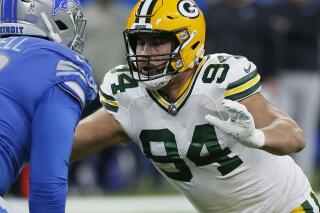 Vikings agree to deal with ex-Packers defensive end Lowry