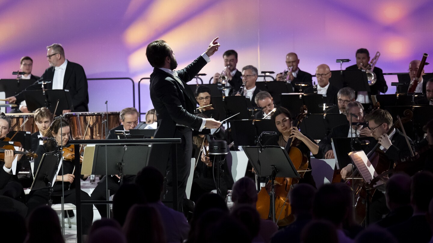 Strauss' 'Blue Danube' is beamed into space as Vienna celebrates with a concert