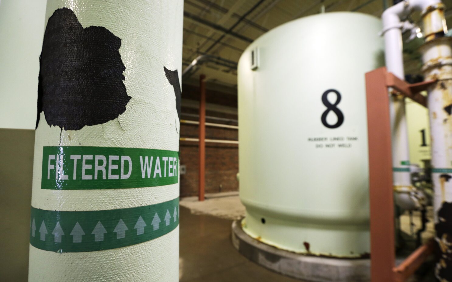 River pollution threatens Des Moines, Iowa's drinking water