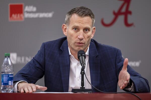 Alabama coach Nate Oats gets new 6-year, $30 million deal | AP News