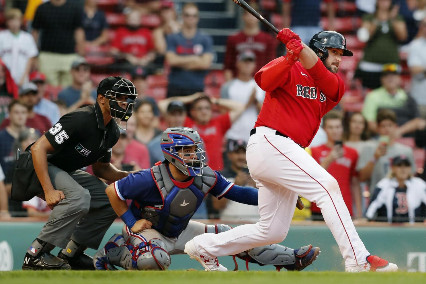 Red Sox win a wild one over Rangers on Travis Shaw's grand slam in