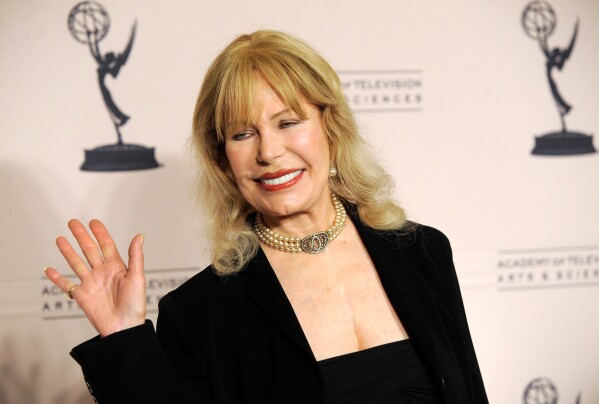 Loretta Swit, Emmy-winner who played Maj. Houlihan on pioneering series ‘M.A.S.H.,’ has died at 87