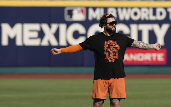 Giants manager gets lost in Mexico City before practice